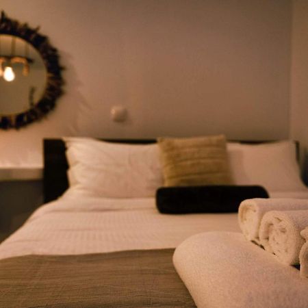 Plaza Guest House Με Tζάκι アラコバ エクステリア 写真